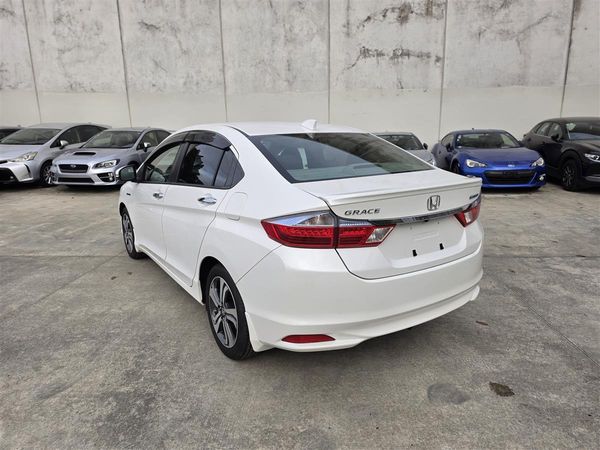 2015 Honda Grace Hybrid 1.5EX Cruise Paddle Alloys Rev Cam/Bluetooth Finance Available Carousel 5