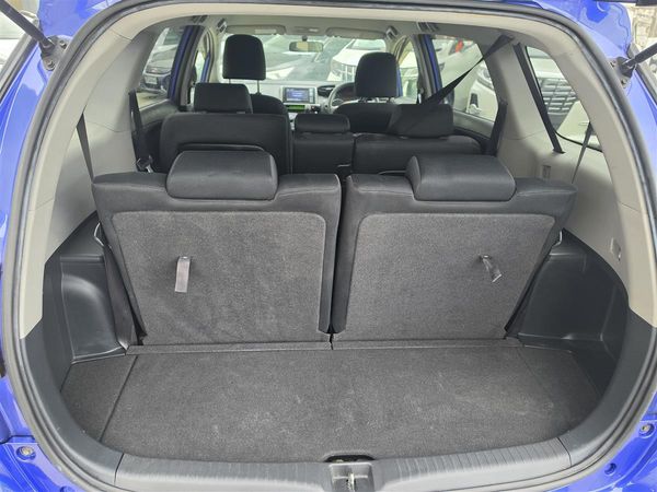 2013 Toyota Wish 1.8X New Shape *7 Seats* Low Kms Rev Camera/Bluetooth Finance Available Carousel 5