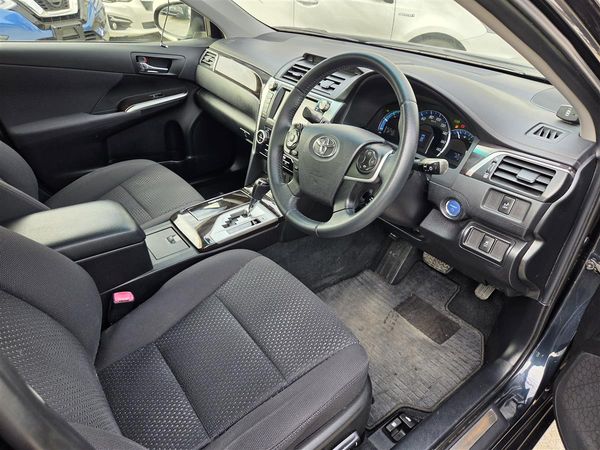 2013 Toyota Camry Hybrid G Pkg Cruise Electric Seat Alloys Rev Cam/Bluetooth Keyless Finance Available Carousel 2