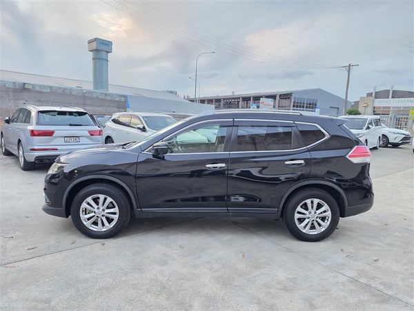 2017 Nissan X-Trail 20XT 4WD 7 Seats Cruise 360 Cam Heated Seats Low Kms Bluetooth Finance Available Carousel 1