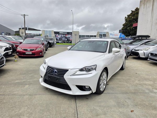 2015 Lexus IS 300h Hybrid SUNROOF Leather Radar Cruise BSM Electric Seat Finance Available