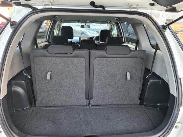 2012 Toyota Wish 1.8X New Shape *7 Seater* Low Kms Rev Camera/Bluetooth Finance Available Carousel 7