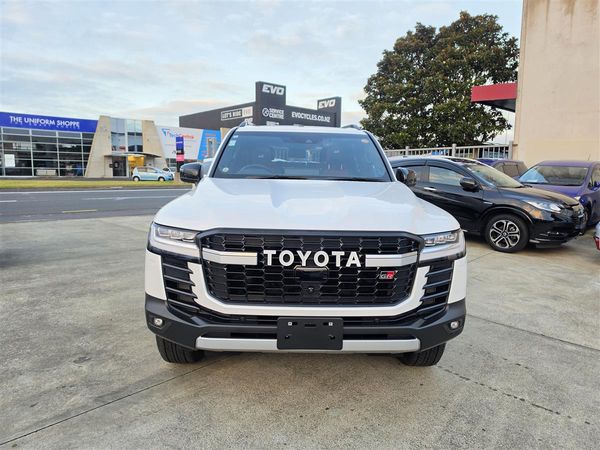 2024 Toyota Land Cruiser 300 GR SPORT 7 Seats 4WD JBL 360 Cam HUD Finance Available Carousel 3