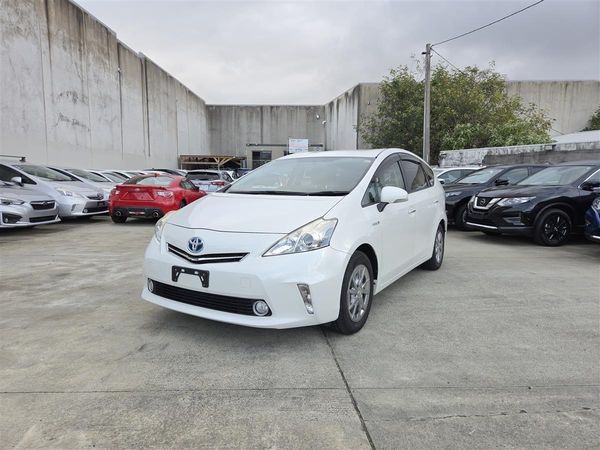 2014 Toyota Prius Alpha *S Tune Black* Hybrid Alloys Rev Camera Low Kms Finance Available