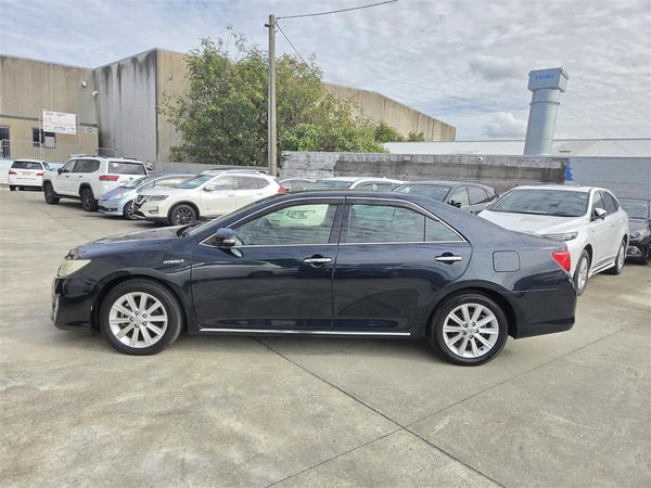 2013 Toyota Camry Hybrid G Pkg Cruise Electric Seat Alloys Rev Cam/Bluetooth Keyless Finance Available Carousel 1