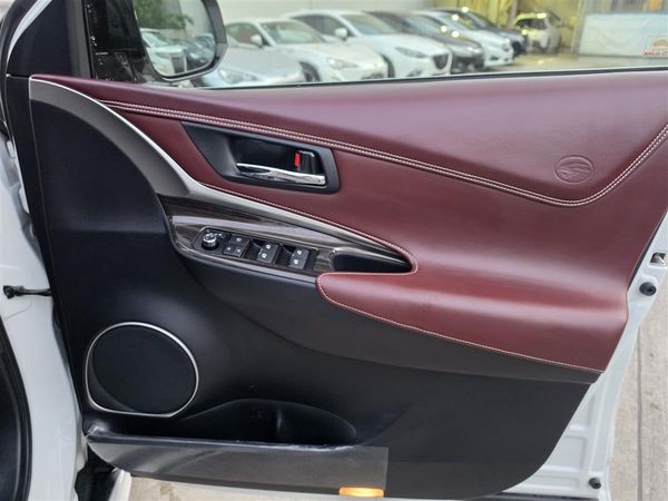 2015 Toyota Harrier Hybrid 4WD BodyKit SUNROOF Leather Adaptive Cruise Rev Cam Finance Available Carousel 8