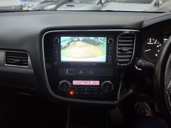 2015 Mitsubishi Outlander 4WD Auto Stop 7 Seater Adaptive Cruise Lane Assist FCM Rev Cam Finance Available Carousel 15