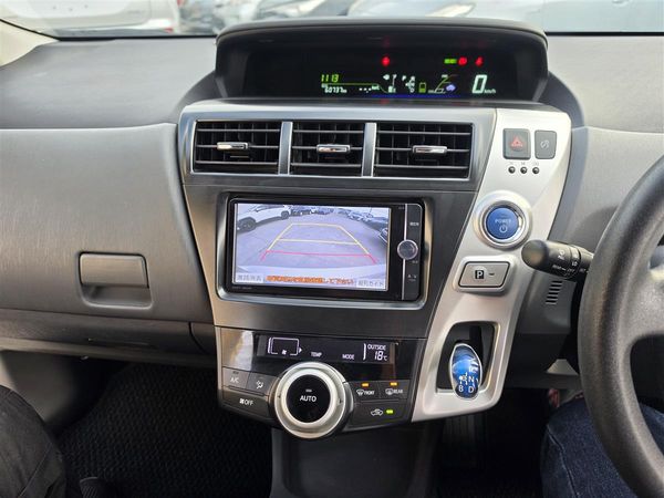 2013 Toyota Prius Alpha S Hybrid *7 Seats* Alloys Rev Cam/Bluetooth Low Kms Finance Available Carousel 13
