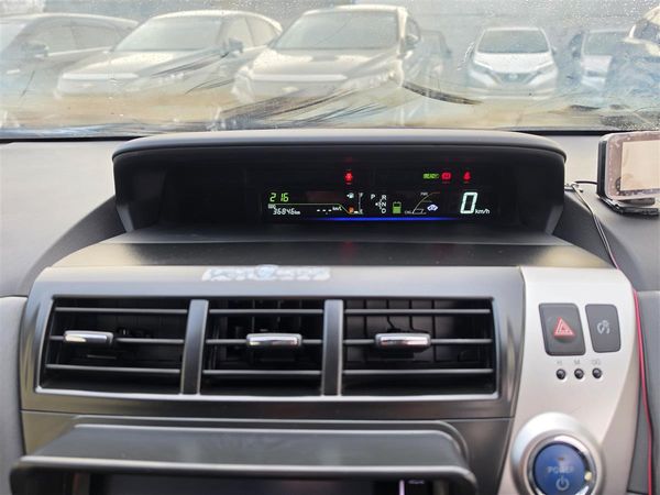 2013 Toyota Prius Alpha S Hybrid *7 Seats* Low Kms Alloys Rev Cam/Bluetooth Finance Available Carousel 14