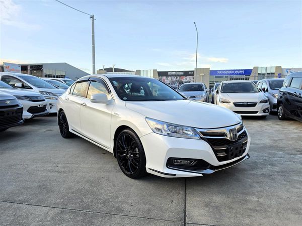 2016 Honda Accord Hybrid 2.0EX Adaptive Cruise Electric Seats Lane Assist Rev Cam Finance Available Carousel 8