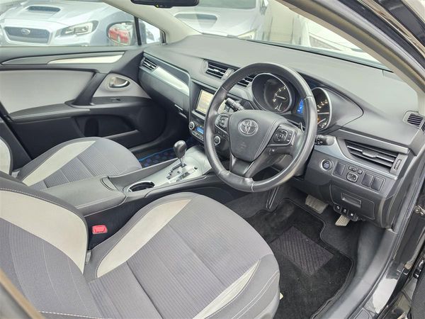 2017 Toyota Avensis 2.0Xi Lane Assist Paddle Alloys Rev Camera/Bluetooth Finance Available Carousel 4