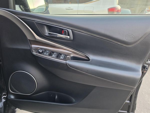 2014 Toyota Harrier Hybrid 4WD SUNROOF Leather Cruise Rev Cam/Bluetooth Finance Available Carousel 11
