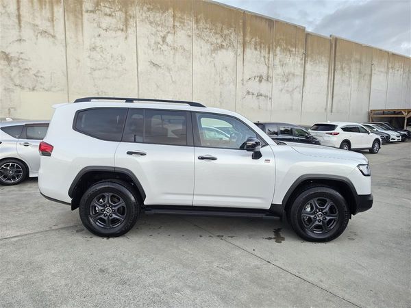 2024 Toyota Land Cruiser 300 GR SPORT 7 Seats 4WD JBL 360 Cam HUD Finance Available Carousel 4