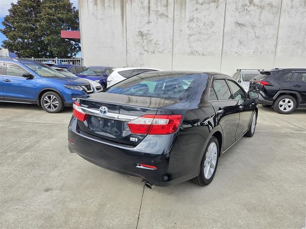 2013 Toyota Camry Hybrid G Pkg Cruise Electric Seat Alloys Rev Cam/Bluetooth Keyless Finance Available Carousel 6