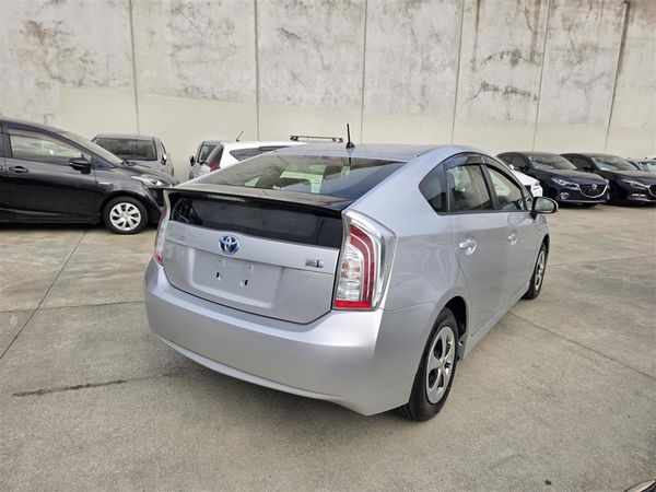2015 Toyota Prius Hybrid 1.8L Low *32K* Kms Alloys AUX Finance Available Carousel 1