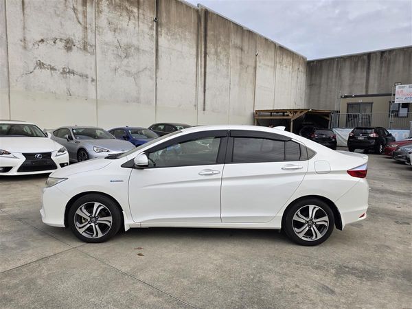 2015 Honda Grace Hybrid 1.5EX Cruise Paddle Alloys Rev Cam/Bluetooth Finance Available Carousel 1