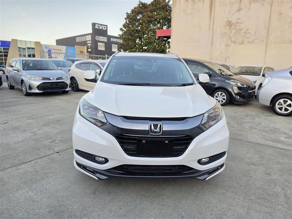 2015 Honda Vezel Hybrid Z Pkg Cruise Leather Alloys Paddle Rev Cam/Bluetooth Finance Available Carousel 3