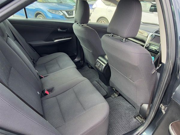 2013 Toyota Camry Hybrid G Pkg Cruise Electric Seat Alloys Rev Cam/Bluetooth Keyless Finance Available Carousel 9