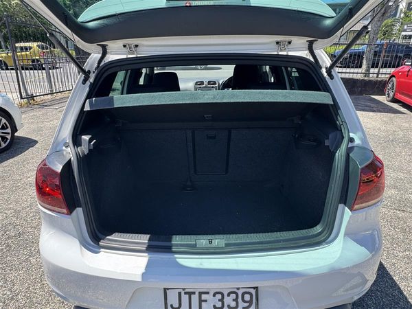 2011 Volkswagen Golf GTI Carousel 10