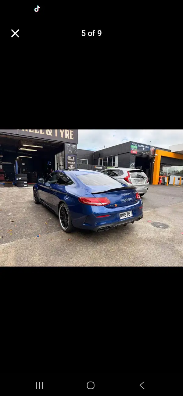 2017 Mercedes AMG C63s Coupe Carousel 3