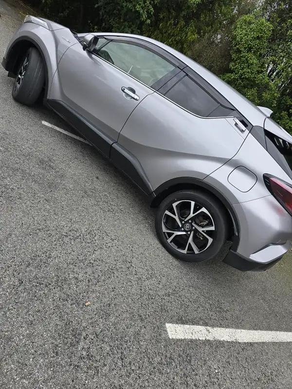2018 Toyota C-HR G Spec – Style, Comfort & Performance!