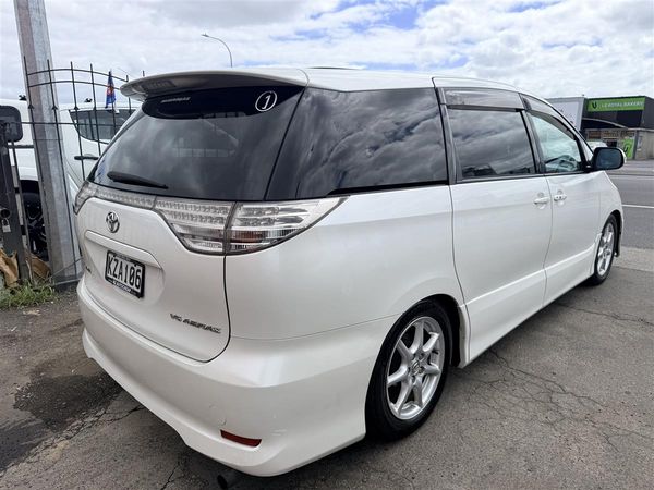 2006 Toyota Estima V6 AERAS Carousel 4