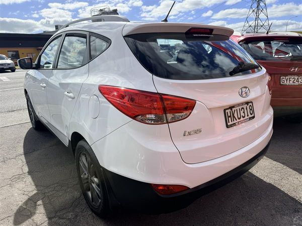 2014 Hyundai iX35 GDI2.06A 2.0P6A/SW5S Carousel 7