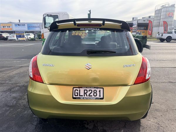 2012 Suzuki Swift GLX 1.4 5DR Carousel 6