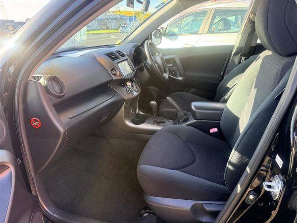 2011 Toyota Vanguard Carousel 8