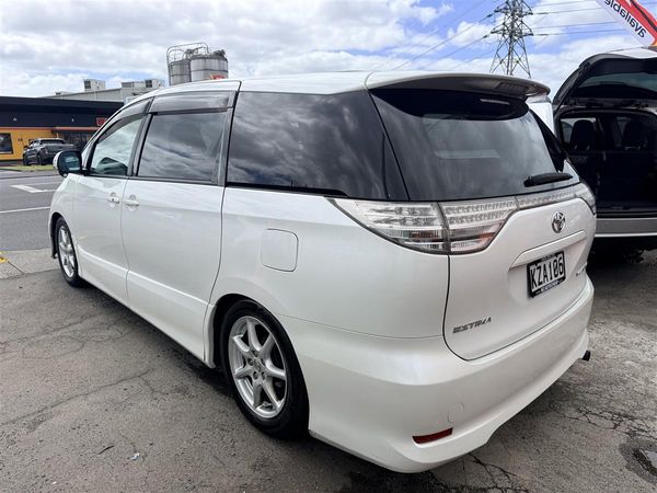 2006 Toyota Estima V6 AERAS Carousel 6