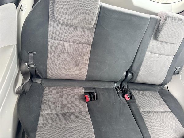 2006 Toyota Estima V6 AERAS Carousel 9