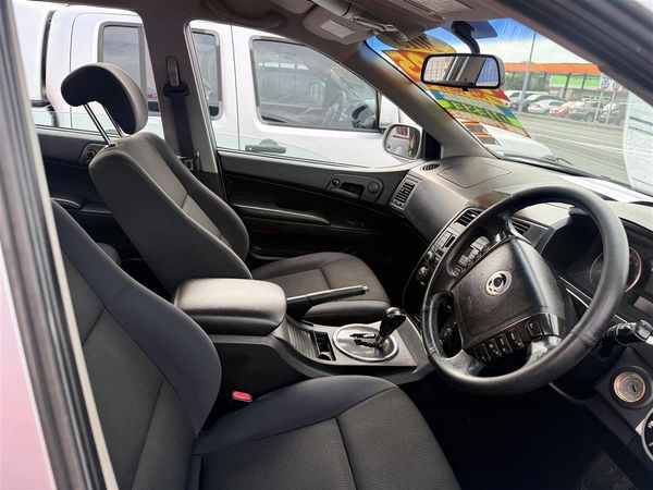 2013 Ssangyong Actyon 4X2 AUTO DIESEL Carousel 3
