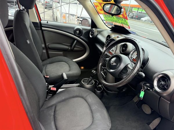 2011 MINI Cooper CROSSOVER Carousel 3