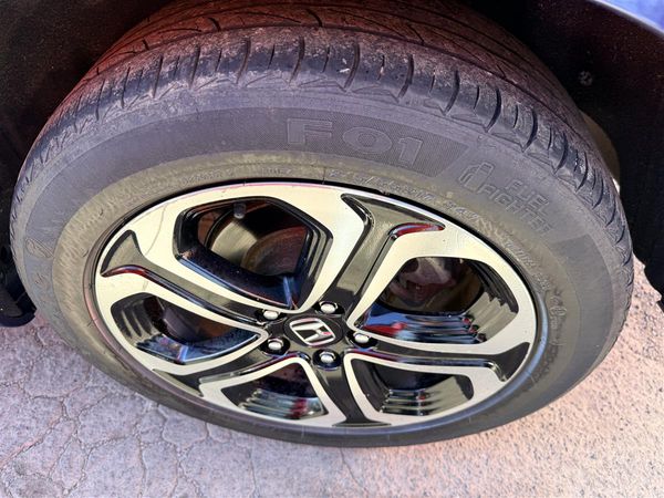 2014 Honda Vezel HYBRID Carousel 12