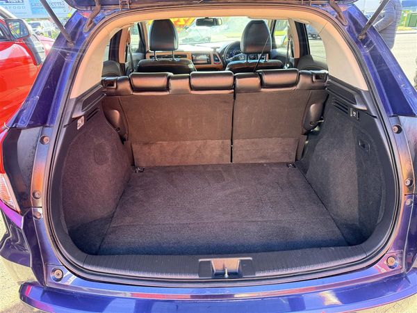 2014 Honda Vezel HYBRID Carousel 11