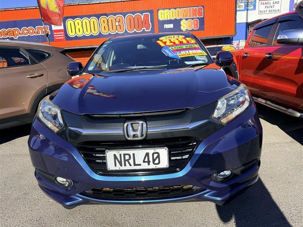 2014 Honda Vezel HYBRID Carousel 1