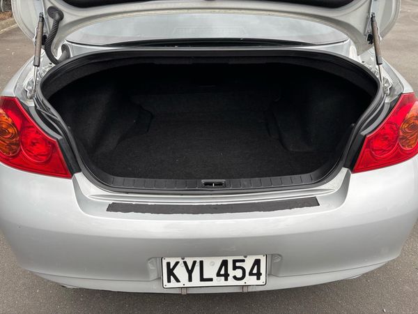 2012 Nissan Skyline 250GT Carousel 2