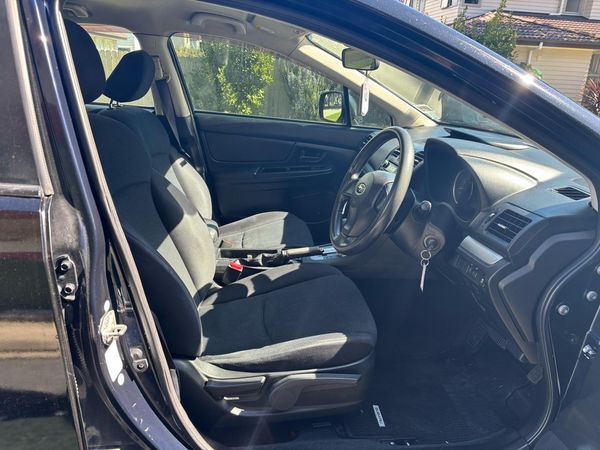 2013 Subaru Impreza G4 AWD Carousel 8