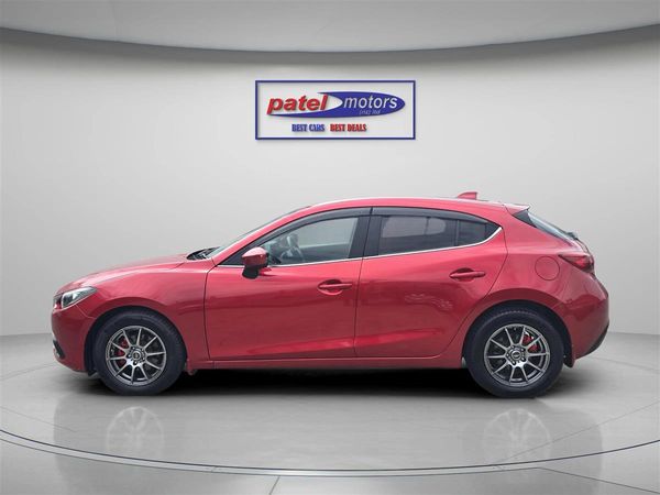 2014 Mazda Axela 15S Low mileage !! Pristine condition Carousel 6