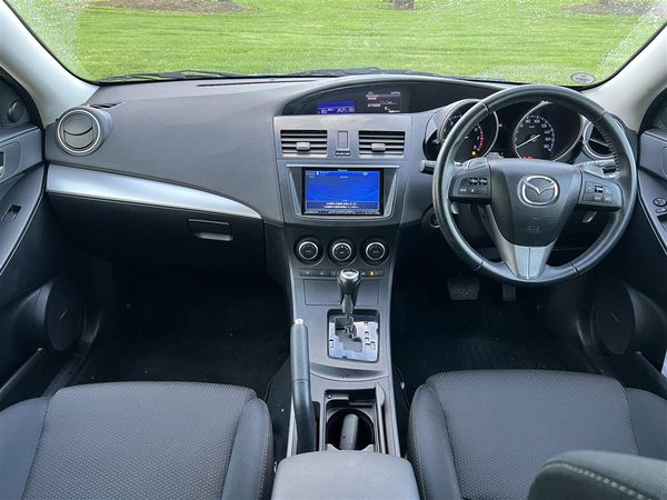 2012 Mazda Axela 20S SPORTS !! VERY LOW KMS !! Carousel 9