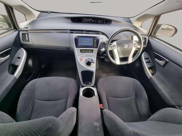 2014 Toyota Prius PETROL HYBRID Carousel 7