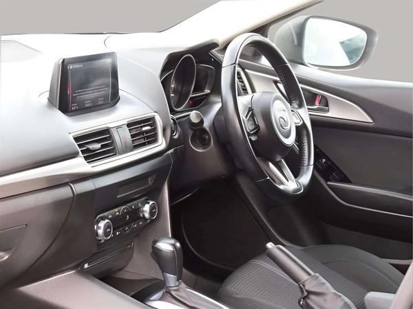 2017 Mazda Axela 1500cc, Low Km Carousel 9