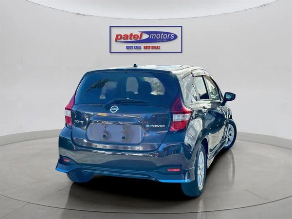2016 Nissan Note E POWER Carousel 5