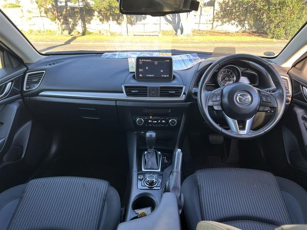 2016 Mazda Axela Low Mileage !! Paddle shifts !! Blutooth Carousel 7