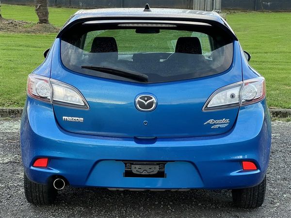 2012 Mazda Axela 20S SPORTS !! VERY LOW KMS !! Carousel 7