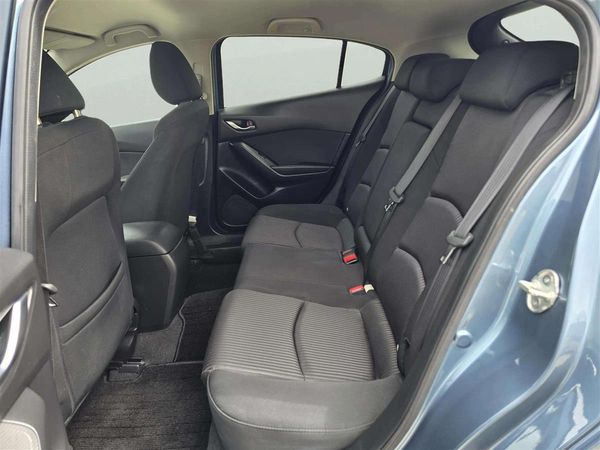 2016 Mazda Axela 20S !! Pristine condition Carousel 10