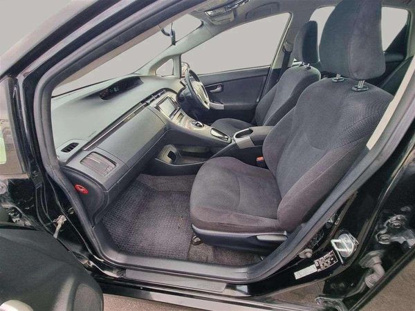 2014 Toyota Prius PETROL HYBRID Carousel 9