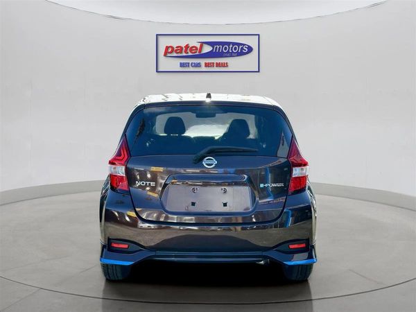 2016 Nissan Note E POWER Carousel 4