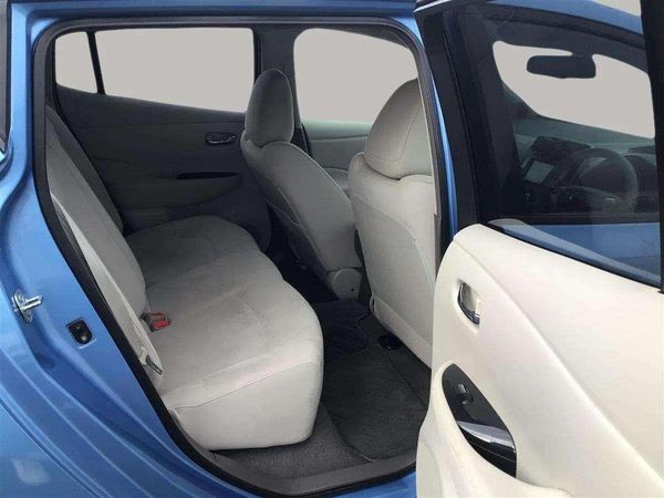 2011 Nissan Leaf Carousel 15