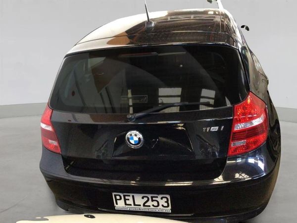 2010 BMW 116i Carousel 4